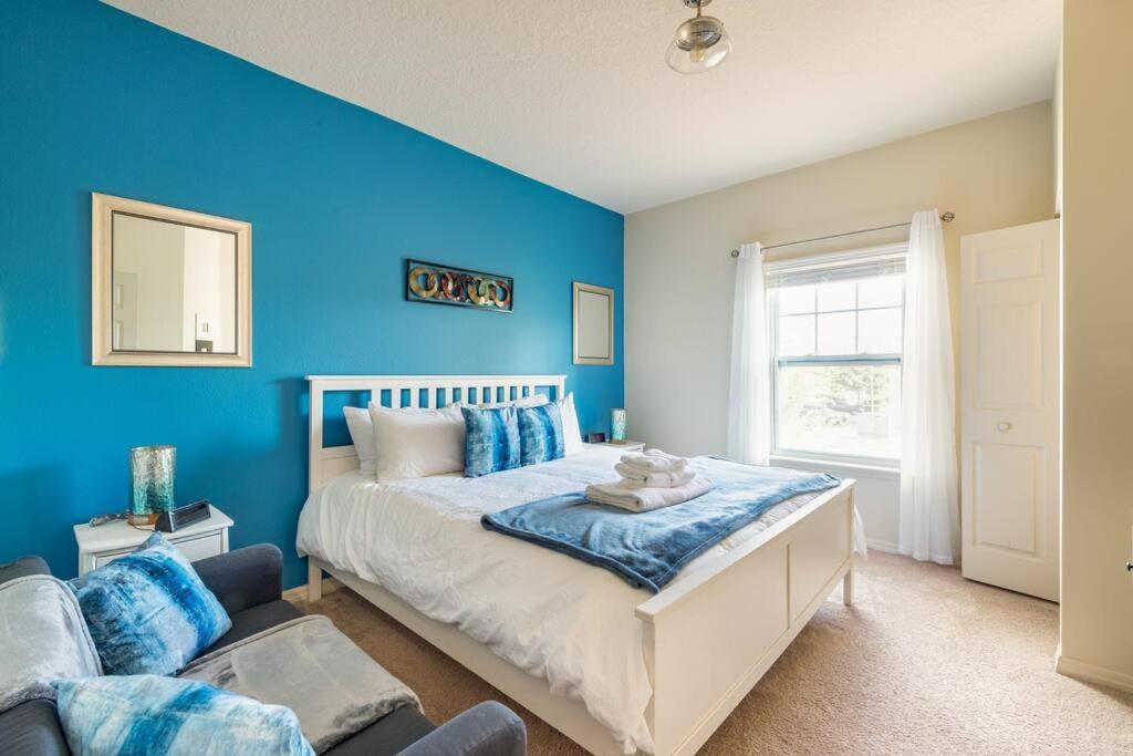 Super Comfy And Spacious 3 Bedroom 10 Minutes From Disney, With Major Shopping 4 Minutes Away キシミー エクステリア 写真
