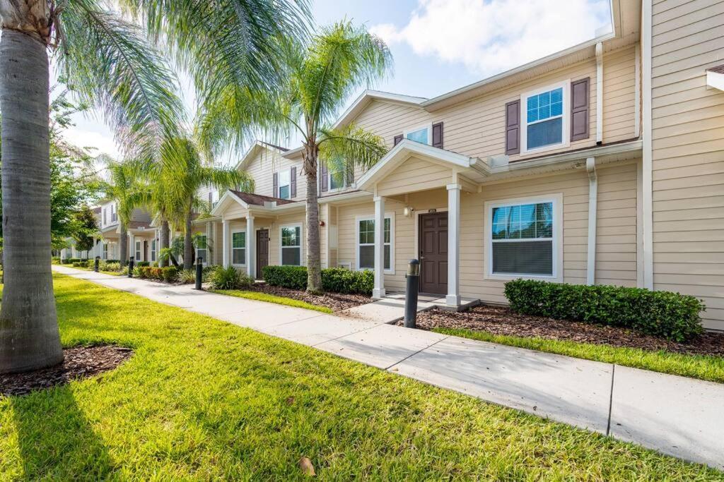 Super Comfy And Spacious 3 Bedroom 10 Minutes From Disney, With Major Shopping 4 Minutes Away キシミー エクステリア 写真