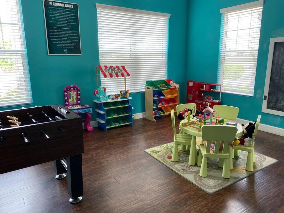 Super Comfy And Spacious 3 Bedroom 10 Minutes From Disney, With Major Shopping 4 Minutes Away キシミー エクステリア 写真